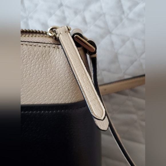 Kate Spade New York | Warm Beige & Black Jeanne Leather Crossbody Bag - Picture 15 of 16